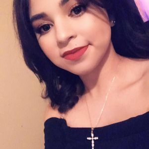 Meet your Posher, Odalys